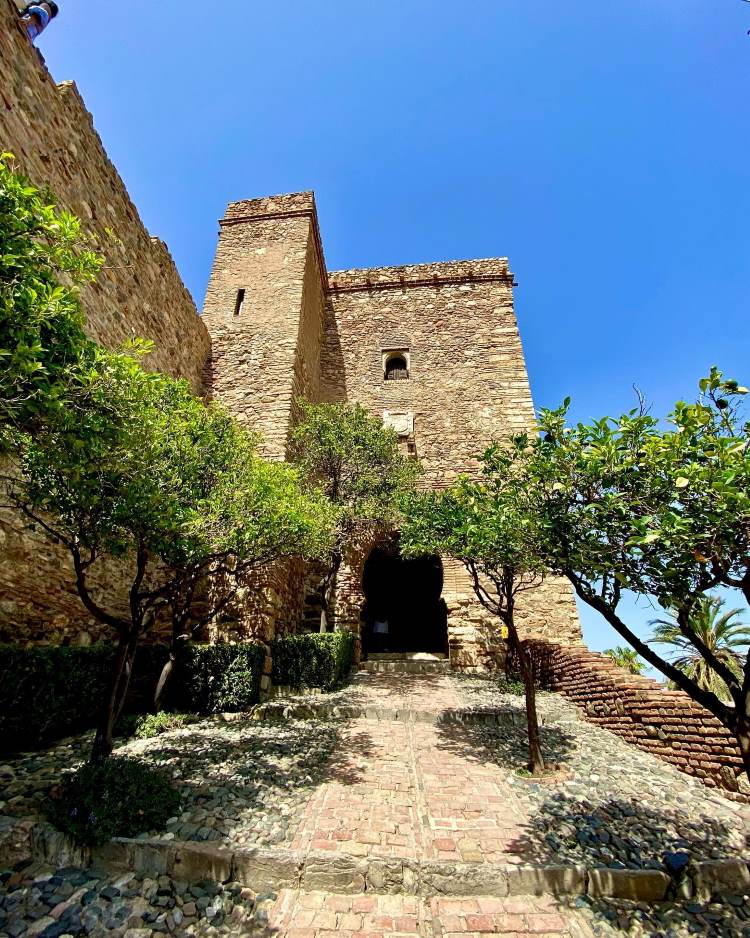 Major attractions and things to see at the Alcazaba