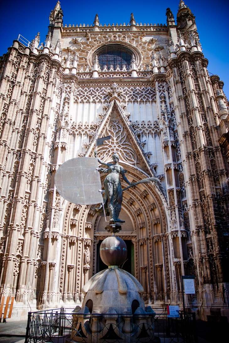 Seville Cathedral (Catedral de Sevilla):