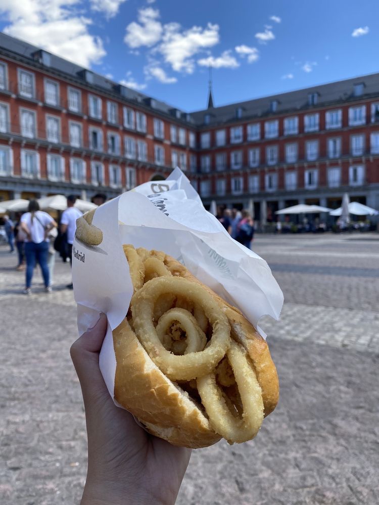 bocadillo de calamares