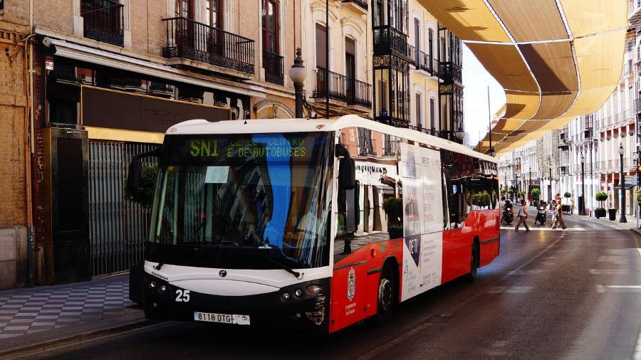 Plan local transportation options around Granada, Spain
