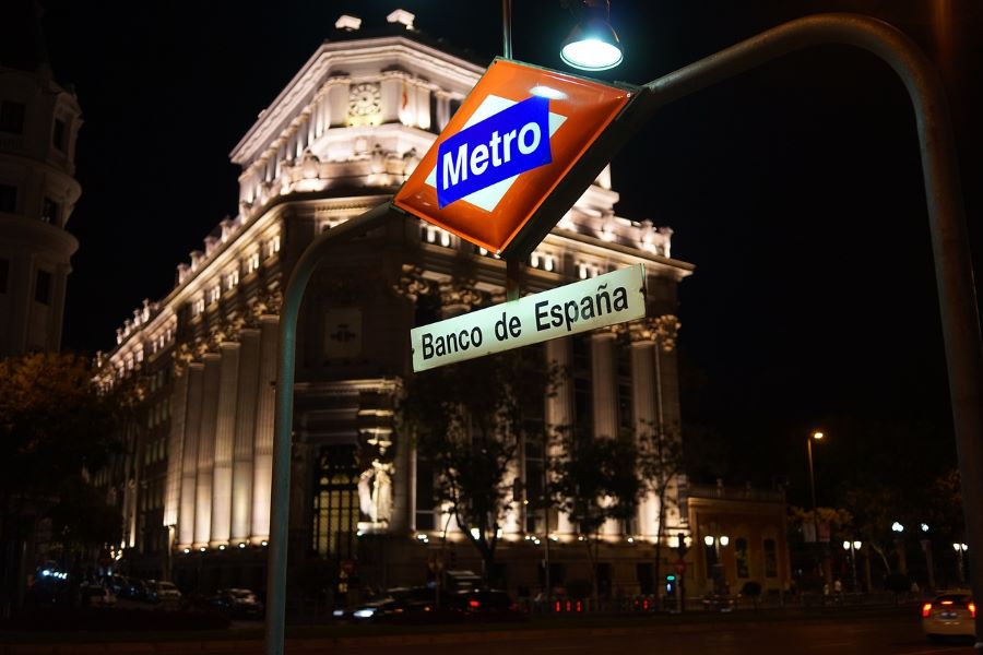 How to get around Madrid inexpensively