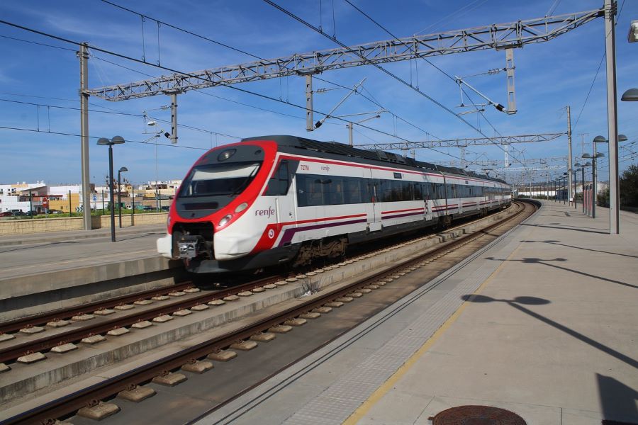 Train service to Murcia