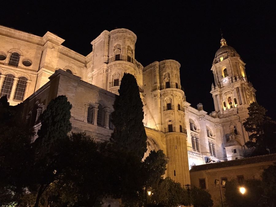 Check out these other posts to visiting Malaga City