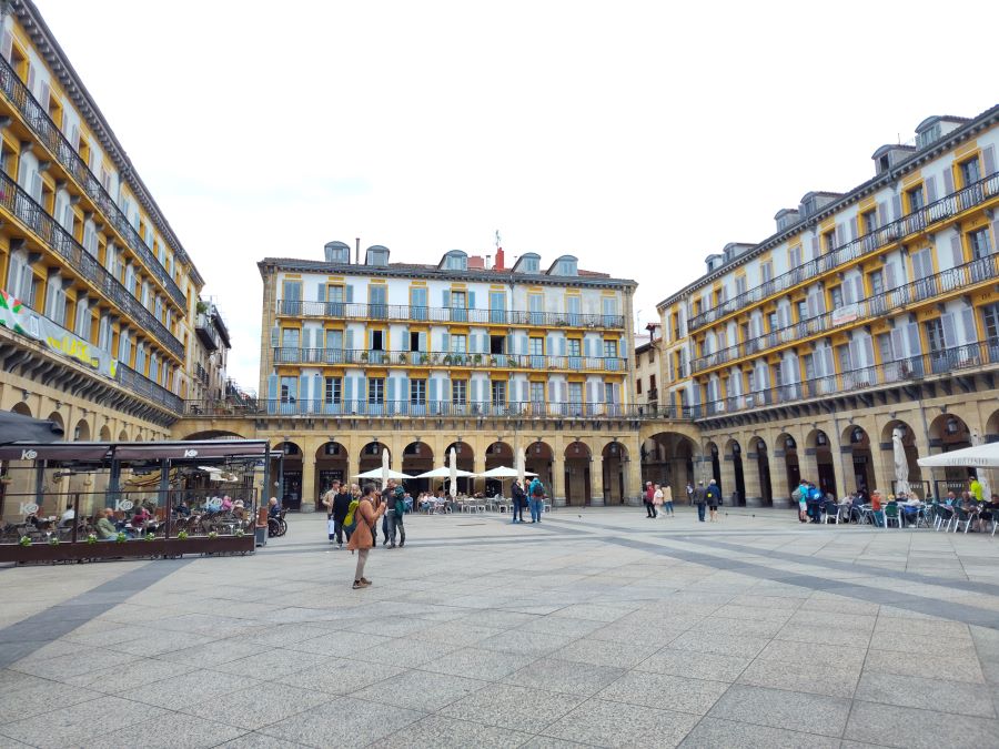 Exploring the Old Town of San Sebastian