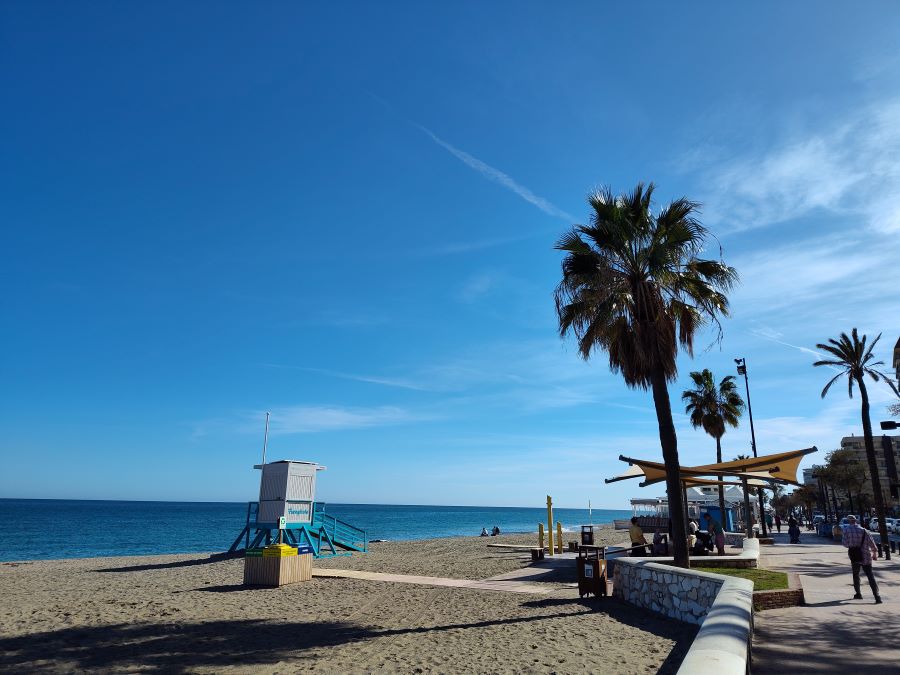 Paseo Marítimo (Beach Promenade)