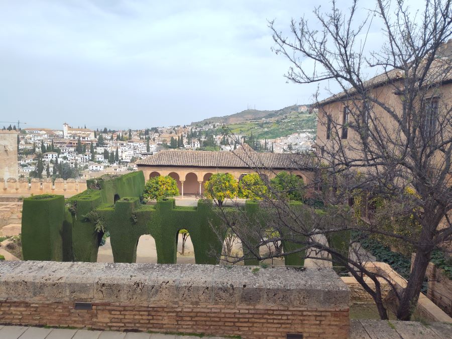 Free things to do in Granada - explore the cool, fun neighborhoods, great vistas and the historic district absolutely free