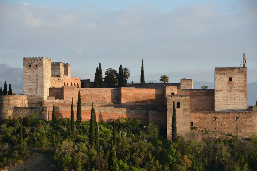 Visit the Alhambra of Granada for free