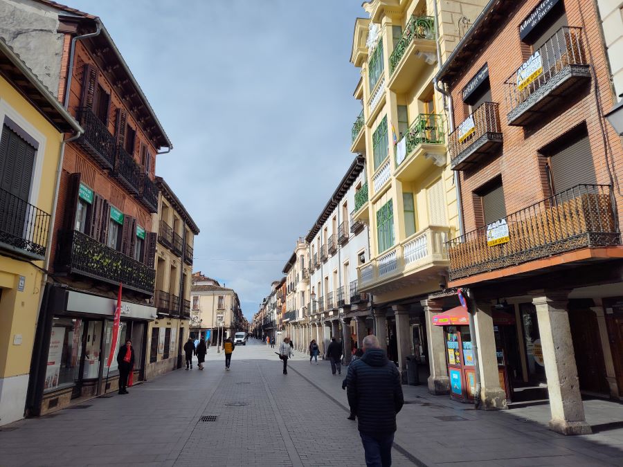 Explore Calle Mayor