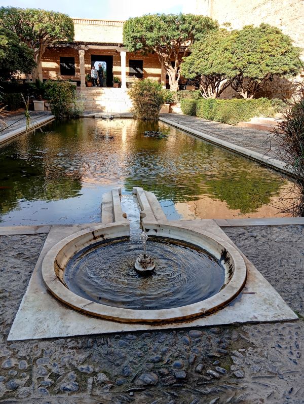 Interior palace garden at the Alcazaba