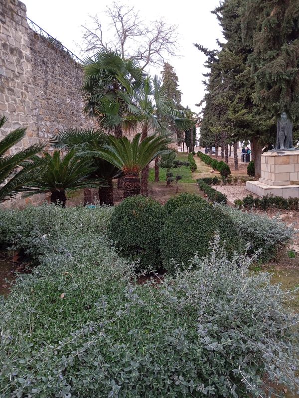 Paseo de la Muralla (Walls Promenade)