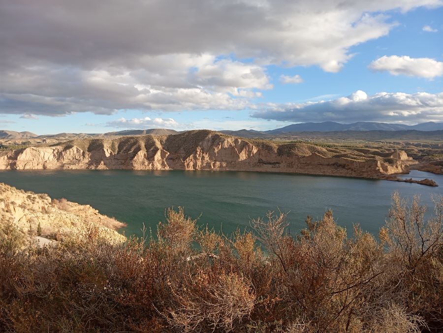 Explore Lake Negratin