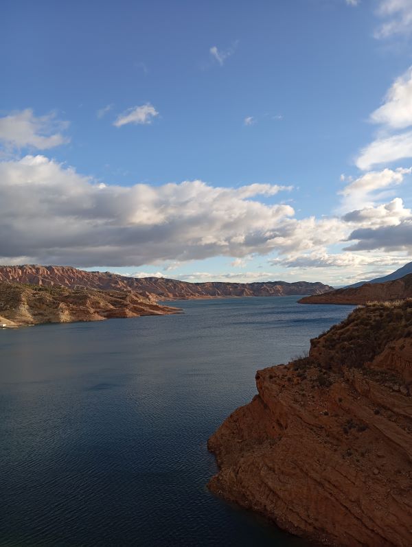 How to get to Lake Negratin