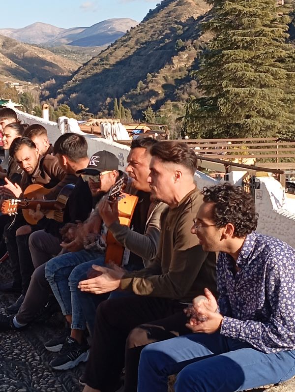 Late afternoon and hanging out at Mirador San Nicolas