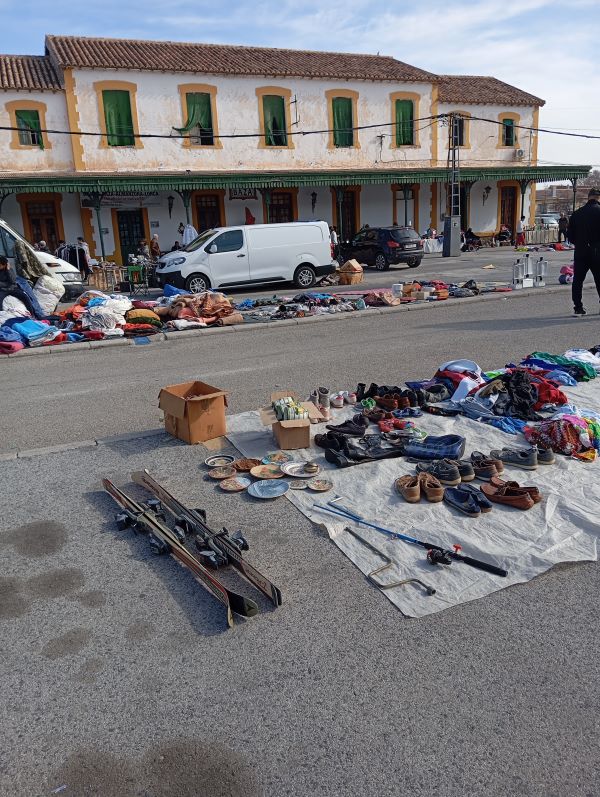 Visit the Sunday public market of Baza