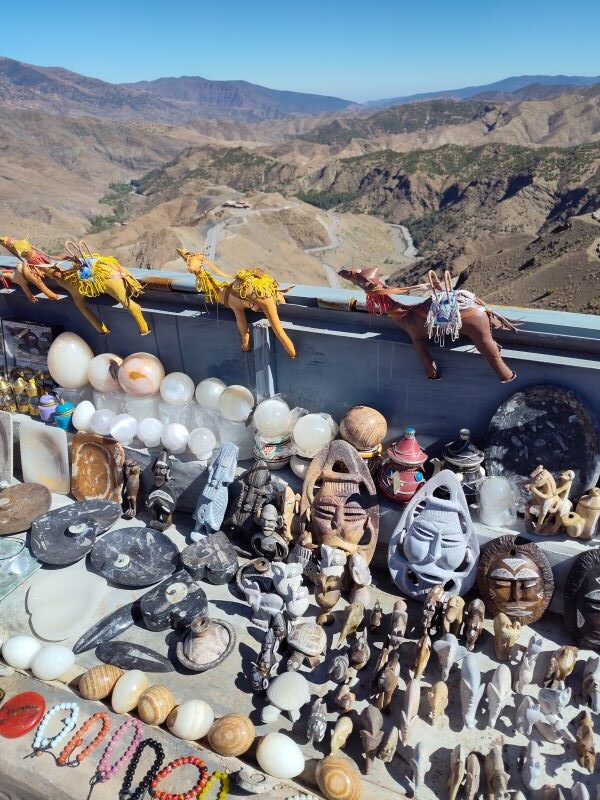 Souvenir stand at Tizi n' Tickka