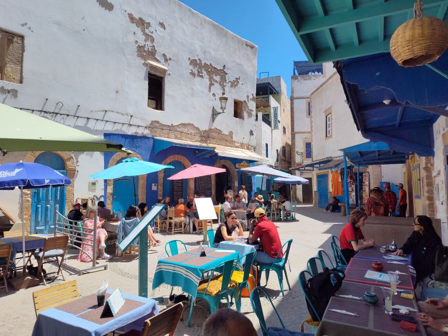 Local Food and Cafés